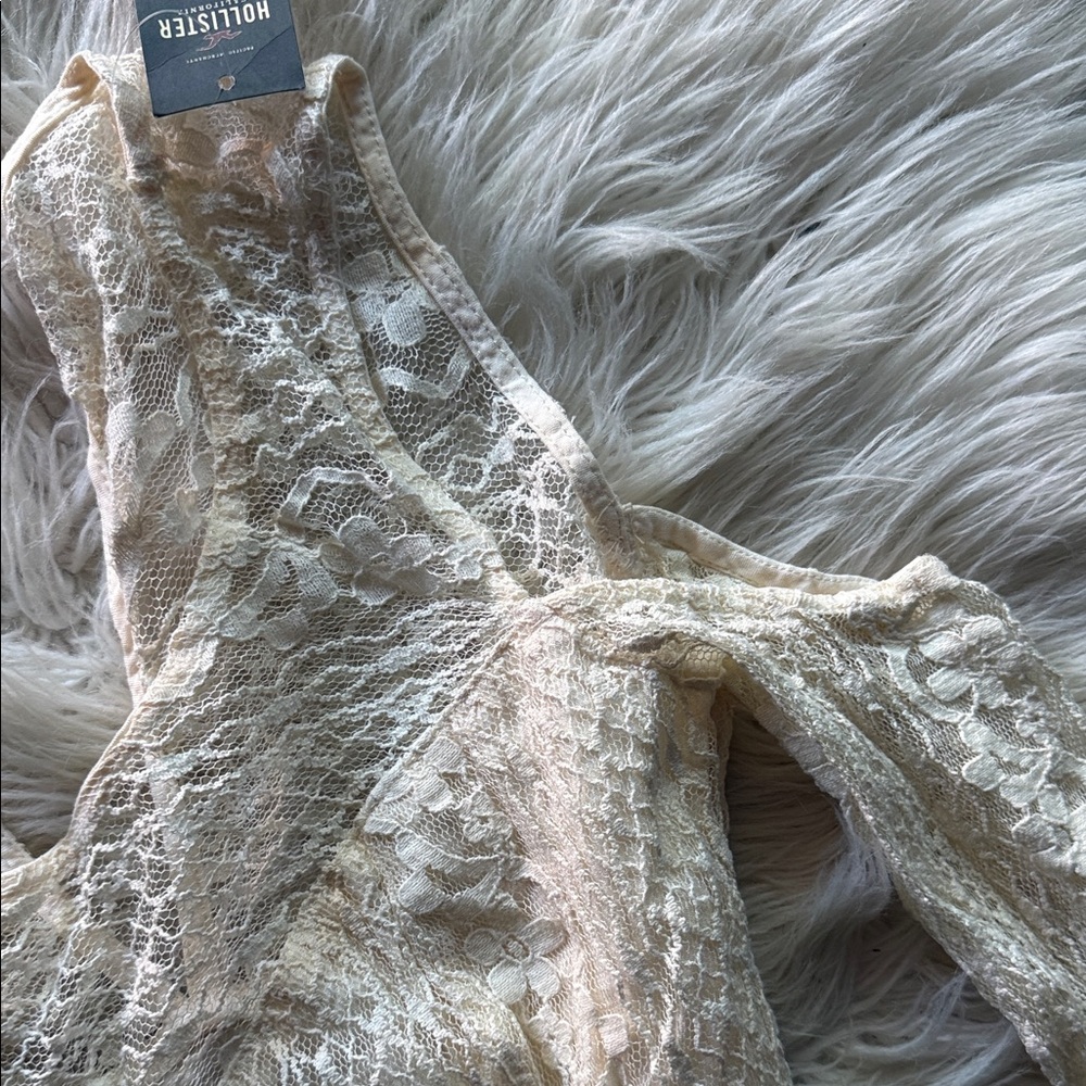 ☕️LACE COLD SHOULDER DRESS👝 - Picture 6 of 7